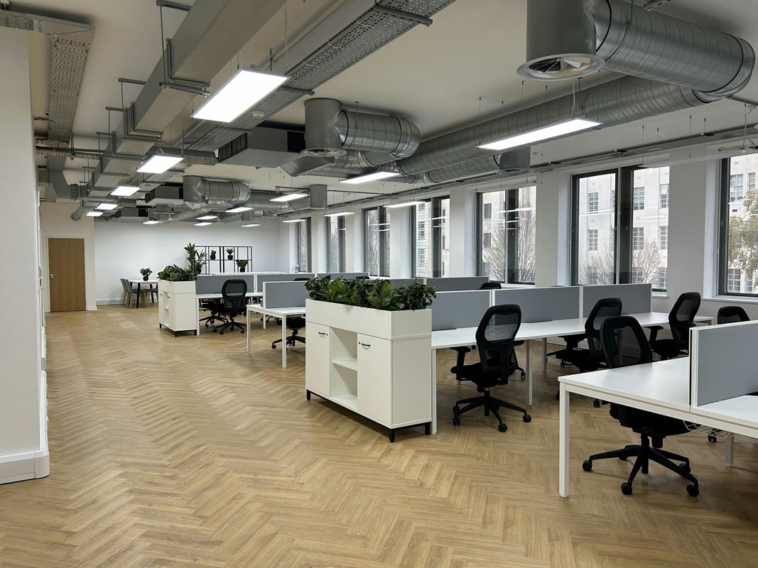 1,250 to 3,590 Sq Ft , 36 Great Charles Street Queensway B3 - Available