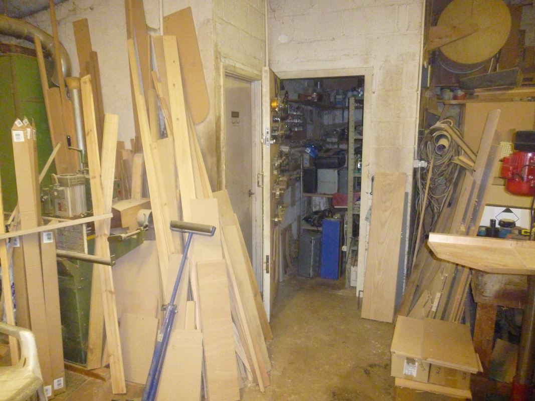 5,320 Sq Ft , Wellington Timber, Milverton Road TA21 - Available