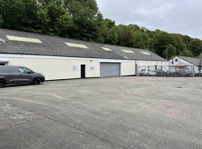 7,545 Sq Ft , 22 Coombend BA3 - Under Offer