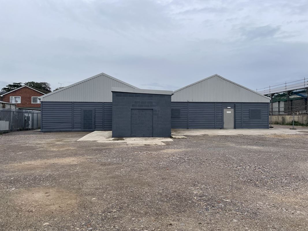 7,963 Sq Ft , Unit 1, London Road SN10 - Available