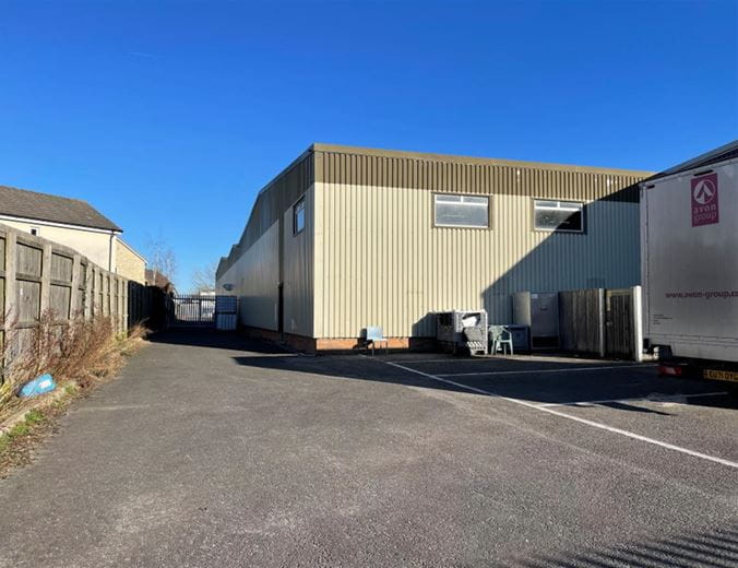 11,542 Sq Ft , 21 Porte Marsh Road SN11 - Available