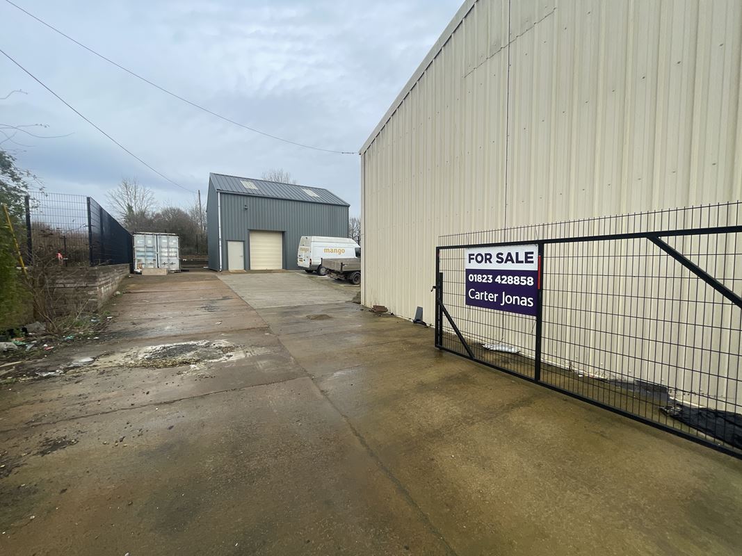 896 Sq Ft , Unit F The Old Brickyard, Higher Poole TA21 - Sold STC