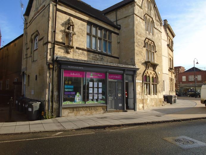 565 Sq Ft , Ground Floor Office, 8 Hill Street BA14 - Available