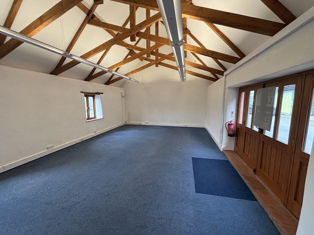 592 Sq Ft , 1 Higher Ford, Ford TA4 - Available