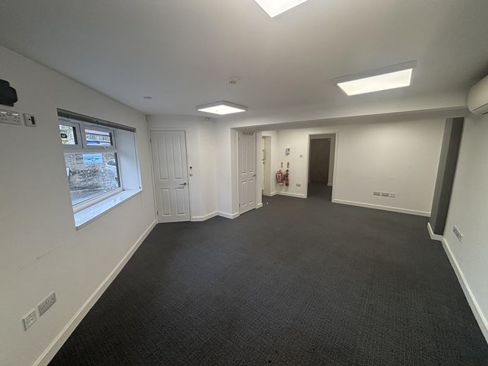 414 Sq Ft , Inno House, Prigg Lane TA13 - Available