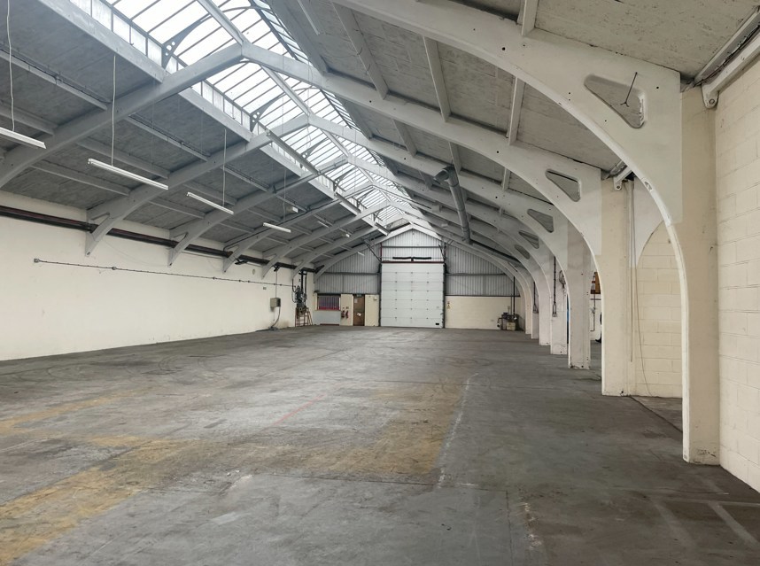 19,971 Sq Ft , Unit 12-13, Vallis Trading Estate BA11 - Available