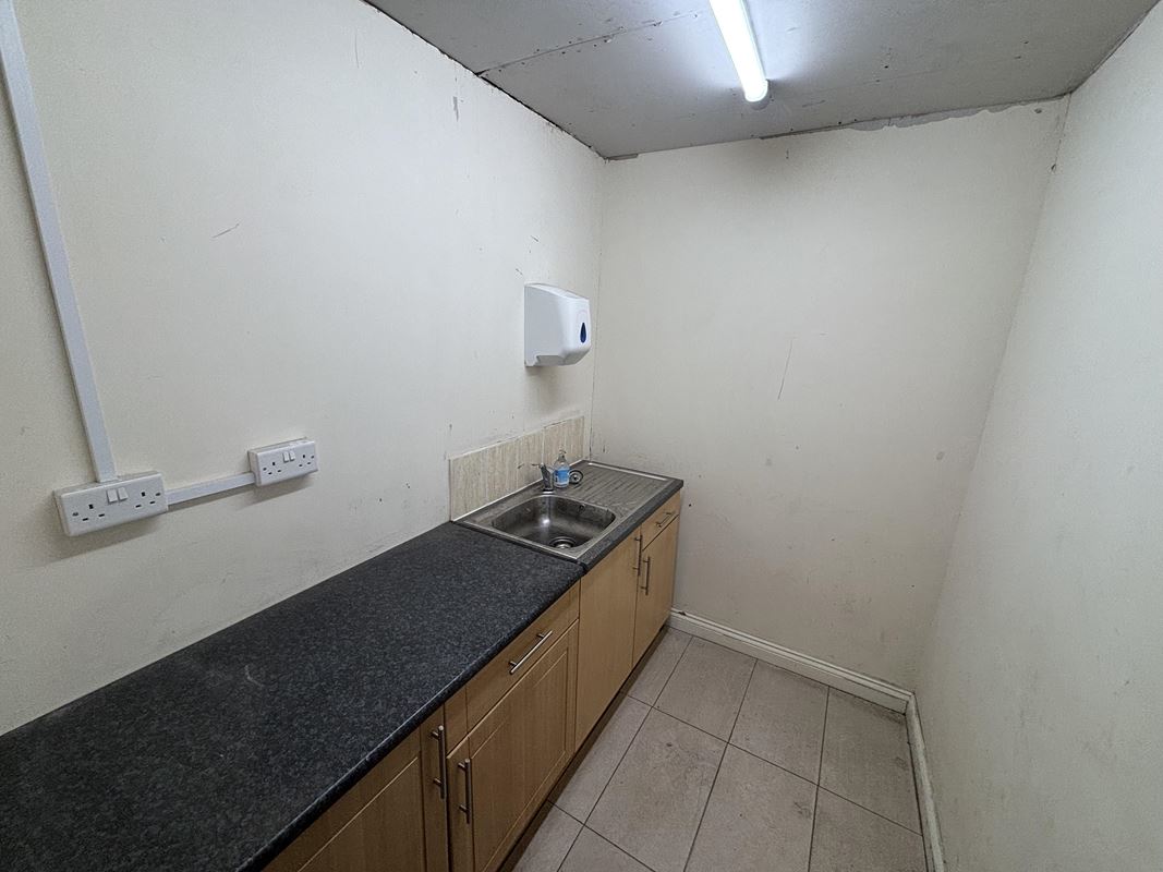 1,907 Sq Ft , Unit 2, Walford Cross TA2 - Available