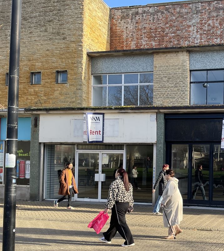 89.2 Sq M , 98 High Street BS23 - Available