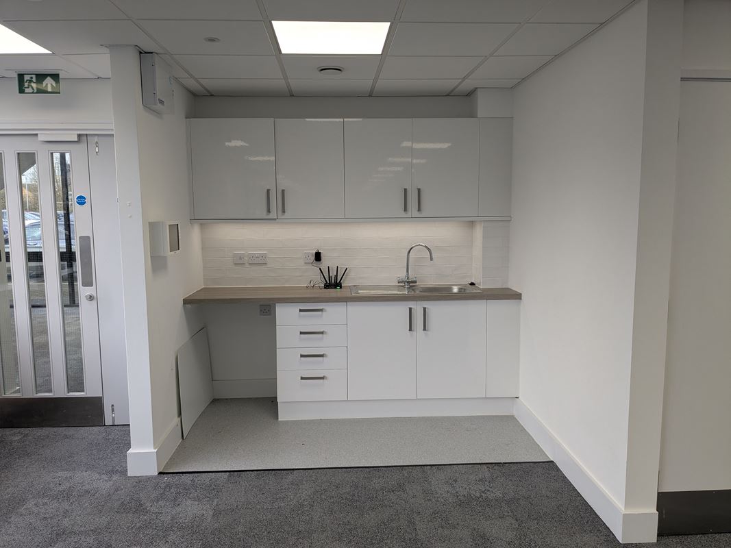 2,080 to 5,385 Sq Ft , Wellbrook Court, Wellbrook Way CB3 - Available