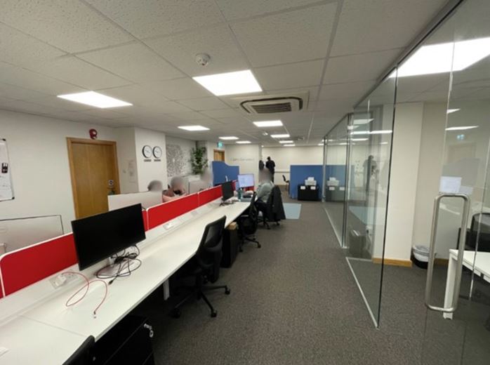 996 Sq Ft , Suite 1 First Floor, 61 Regent Street CB2 - Available