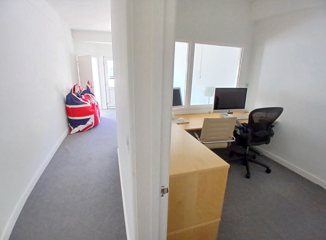 1,025 Sq Ft , Unit 17, Brassmill Enterprise Centre BA1 - Available