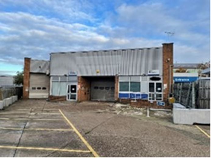 0.84 acres , Former Ford Dealership, Downshire Way RG12 - Sold STC