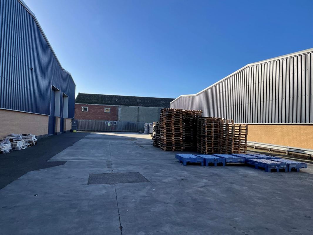 11,542 Sq Ft , 21 Porte Marsh Road SN11 - Available