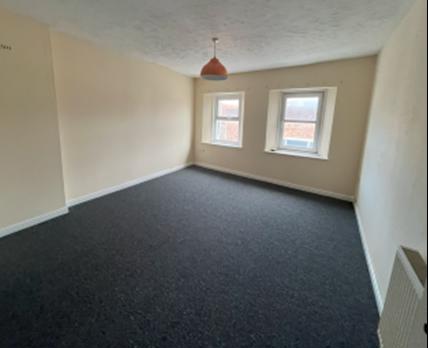 947 Sq Ft , 24 Regent Street BS23 - Available