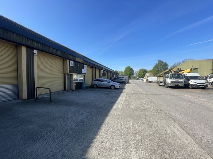 646 Sq Ft , 14 Ilton Business Park TA19 - Available