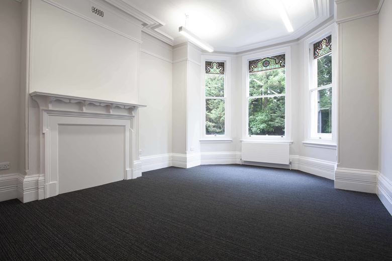 2,490 Sq Ft , 8, Elmdale Road BS8 - Under Offer