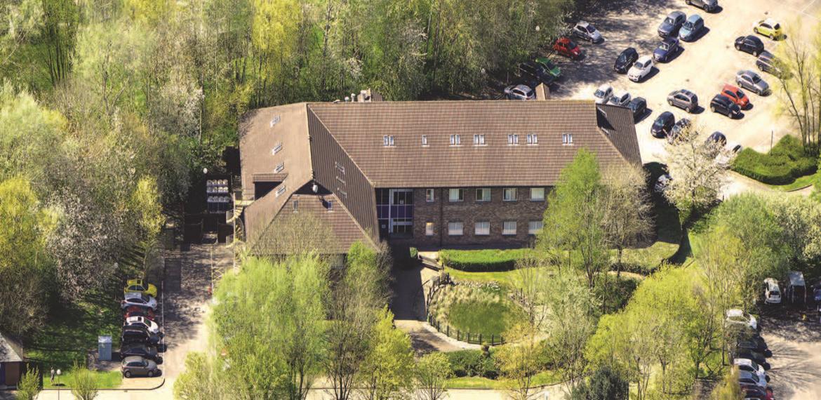 19,492 Sq Ft , White Horse Business Park BA14 - Available