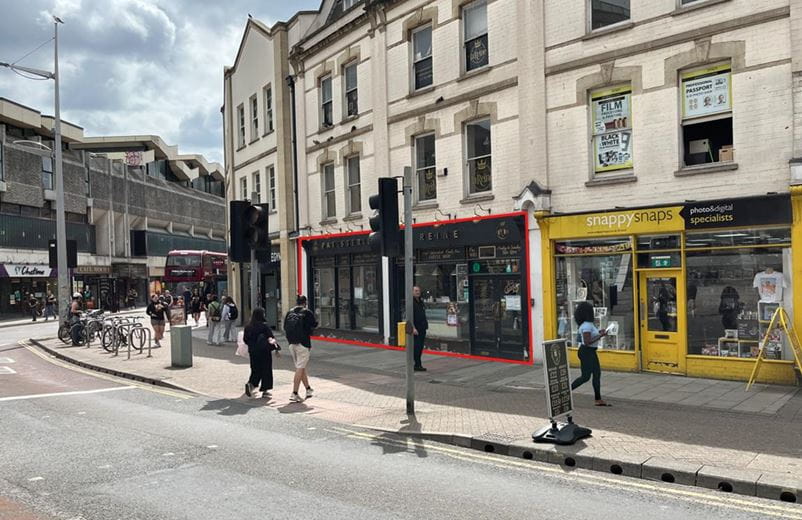 621 Sq Ft , 11 , Union Gate BS1 - Available