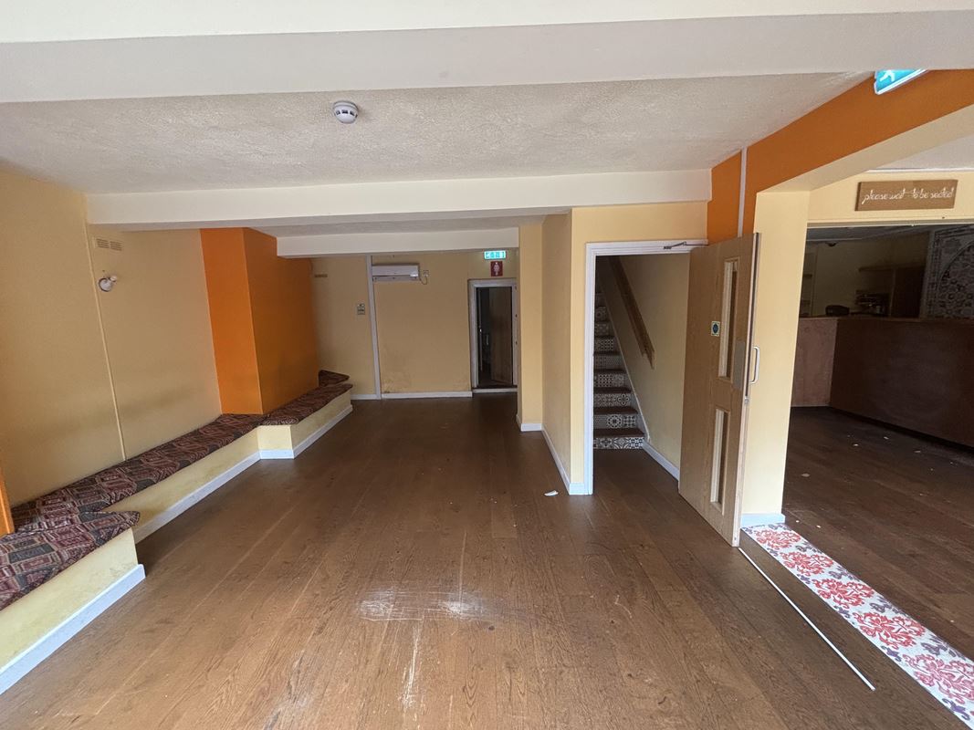  , 6-7 South Western Terrace BA20 - Available