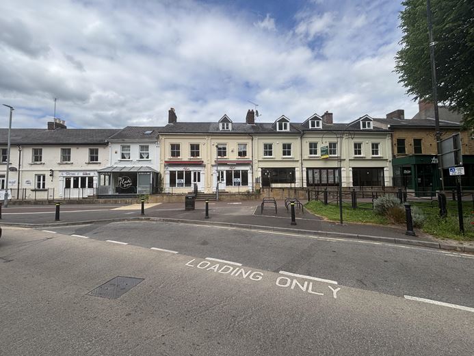  , 6-7 South Western Terrace BA20 - Available