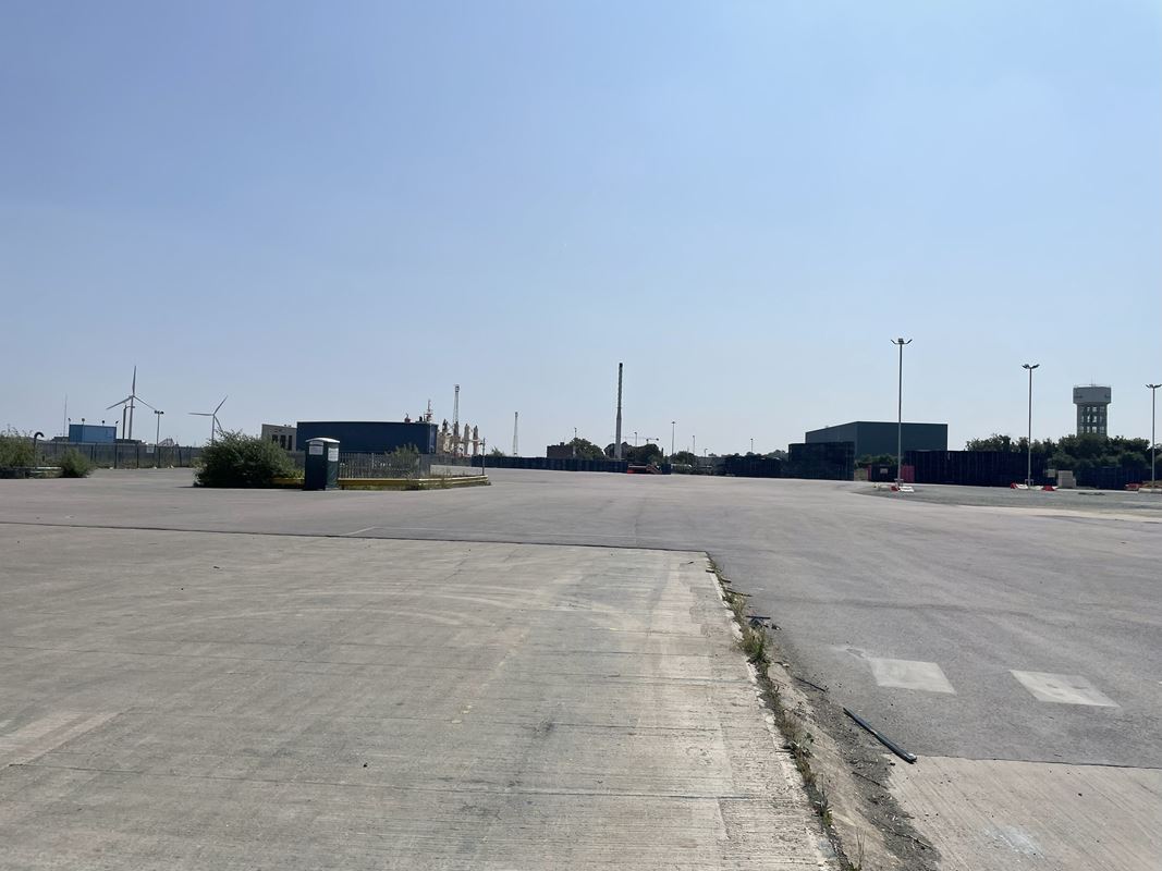2 to 7 acres , 7-Acre Class 1 IOS Site, Northfleet DA11 - Available