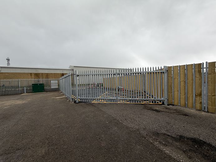 0.538 acres , Plot 2 Horsecroft Road CM19 - Available