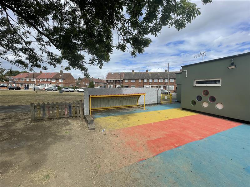 2,206 Sq Ft , Dormers Hub, Longridge Lane UB1 - Available