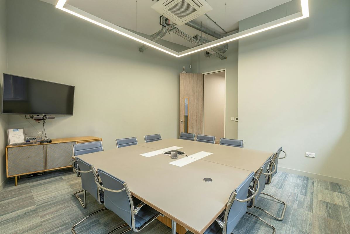 3,331 Sq Ft , 35 Cock Lane EC1A - Available