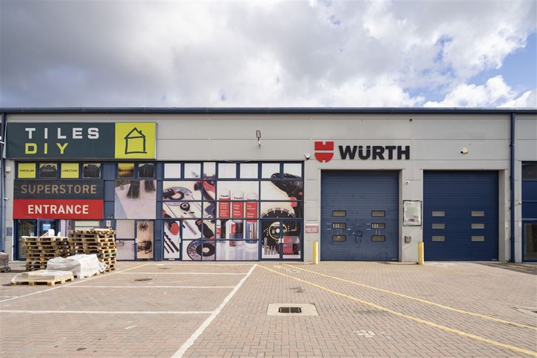 3,033 Sq Ft , Unit 3 Croydon Valley Trade Park, Endeavour Way CR0 - Available