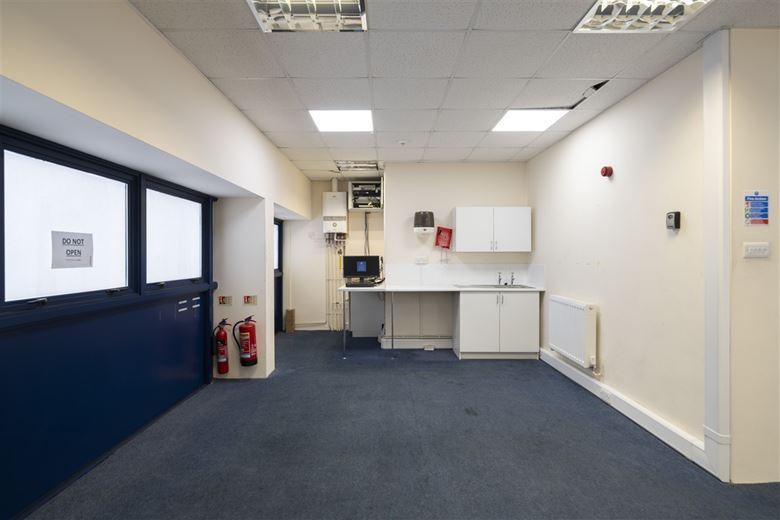 3,033 Sq Ft , Unit 3 Croydon Valley Trade Park, Endeavour Way CR0 - Available