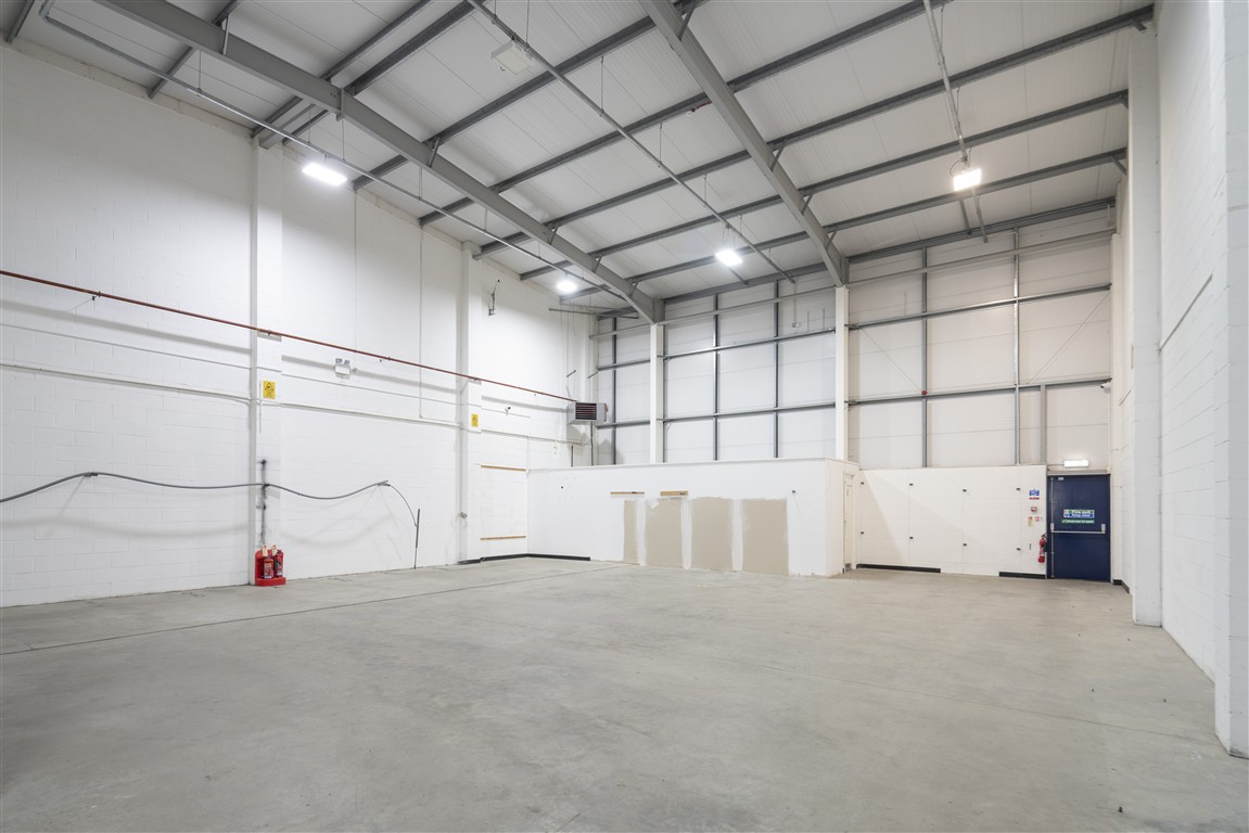 3,033 Sq Ft , Unit 3 Croydon Valley Trade Park, Endeavour Way CR0 - Available