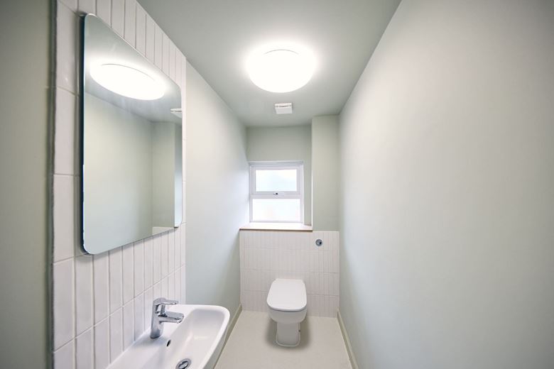 1,748 Sq Ft , First Floor 1-5 Buckingham Street OX1 - Available