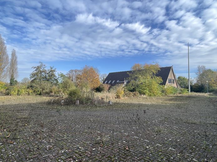 2.2 acres , Land South Of Appleford Road, Appleford Road  OX14 - Available