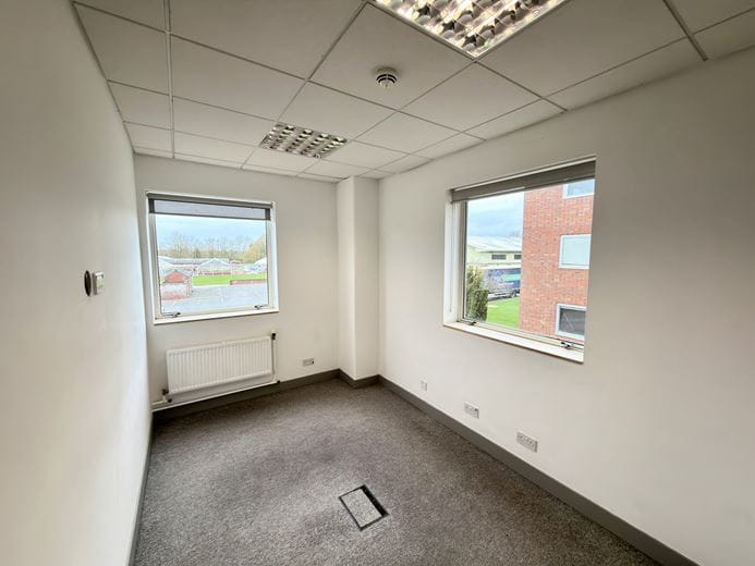 3,800 Sq Ft , The David Lowe Extension, University Of Warwick Innovation Campus CV35 - Available