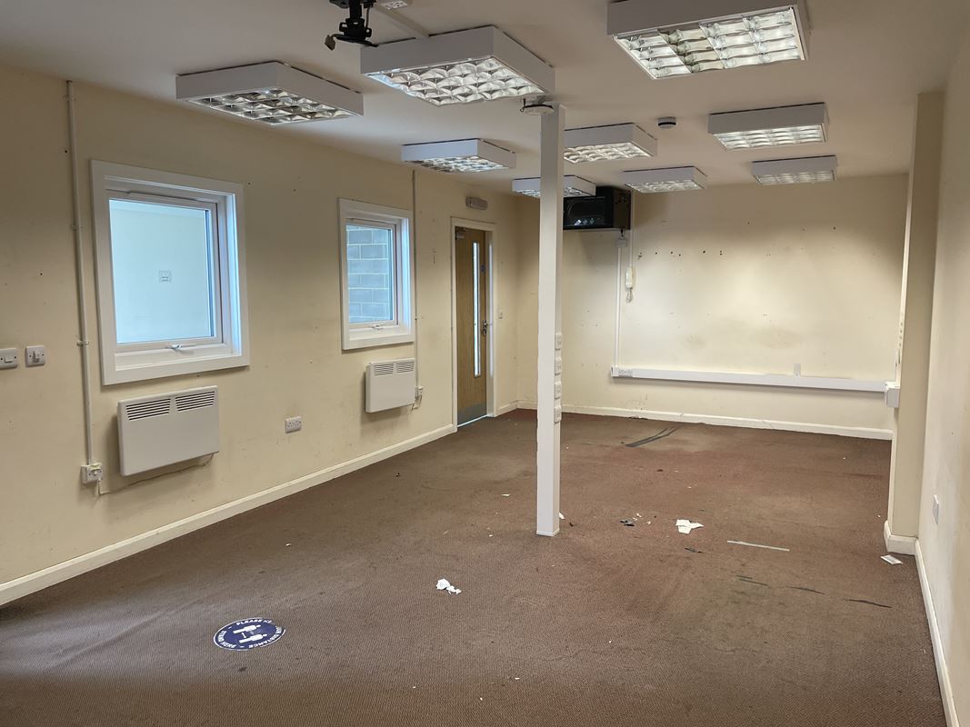 1,328 Sq Ft , 5c Saltergate Business Park, Burley Bank Road HG3 - Available