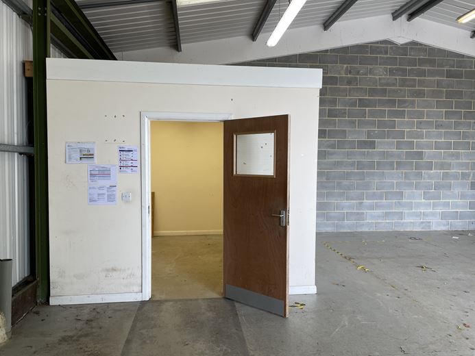 1,328 Sq Ft , 5c Saltergate Business Park, Burley Bank Road HG3 - Available