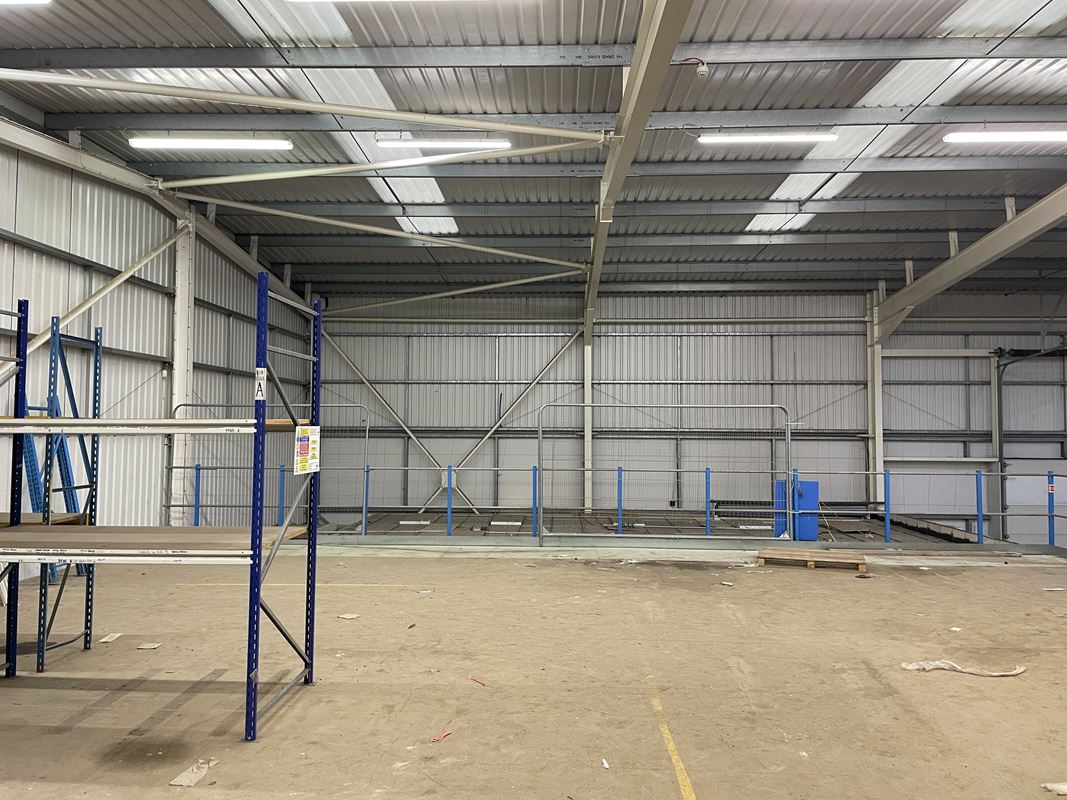 5,008 Sq Ft , Unit 2, Dixon Close LN6 - Available