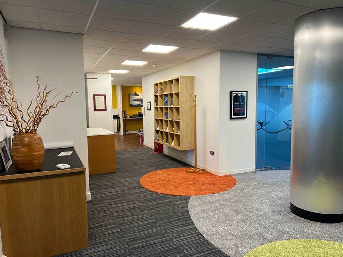 3,939 Sq Ft , Cardale Park HG3 - Under Offer