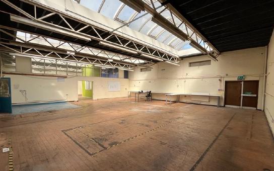 9,148 Sq Ft , 3 Roslin Road W3 - Available