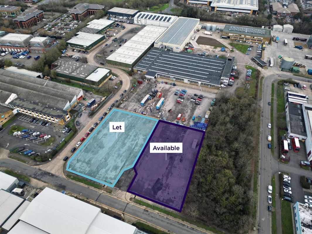 0.538 acres , Plot 2 Horsecroft Road CM19 - Available