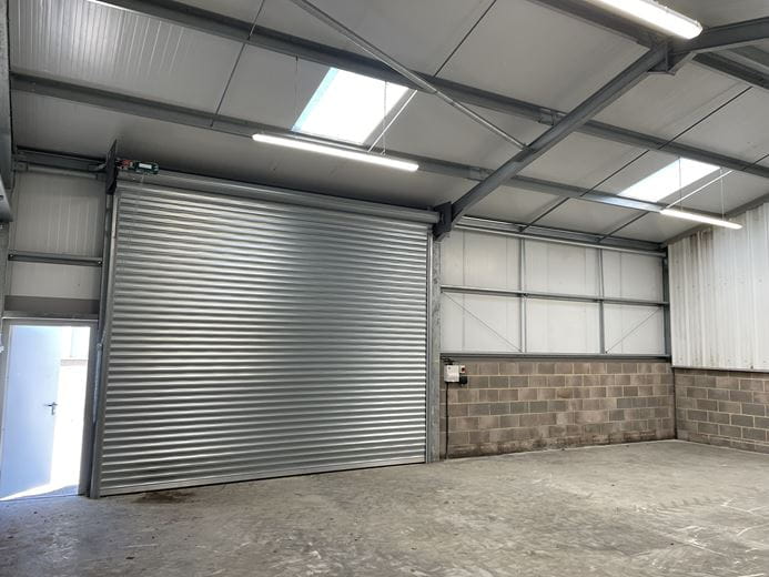 1,200 to 2,400 Sq Ft , Unit 5 Peashell Farm OX29 - Under Offer