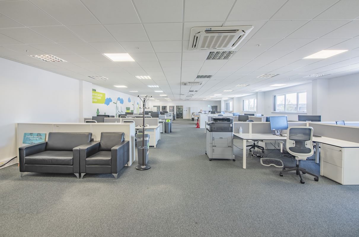 37,700 Sq Ft , Unit B Langford Locks OX5 - Sold STC