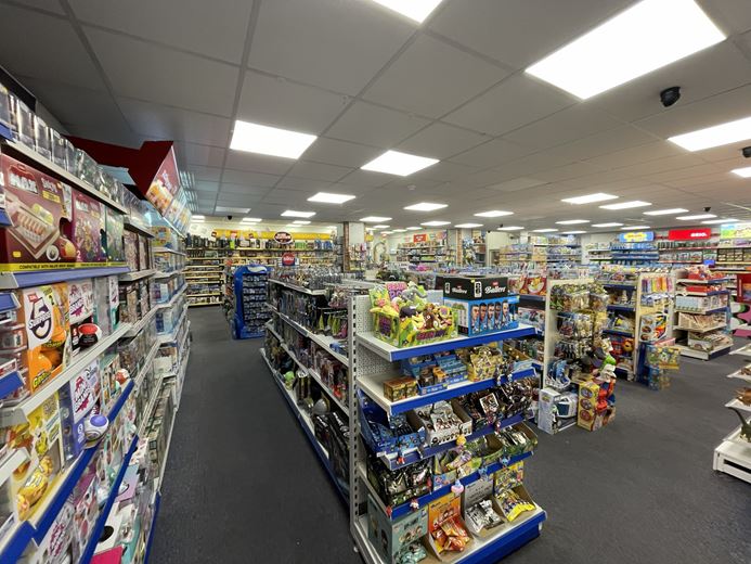 7,495 Sq Ft , 66-68 Sheep Street OX26 - Available