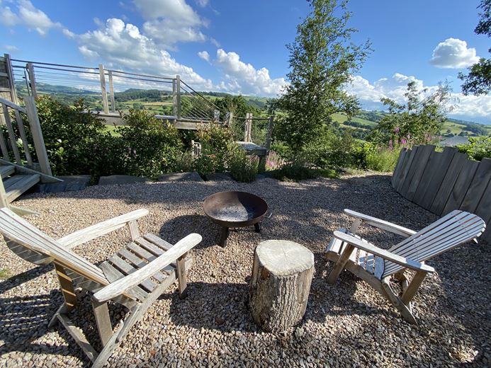 2.3 acres , Llangyniew SY21 - Available