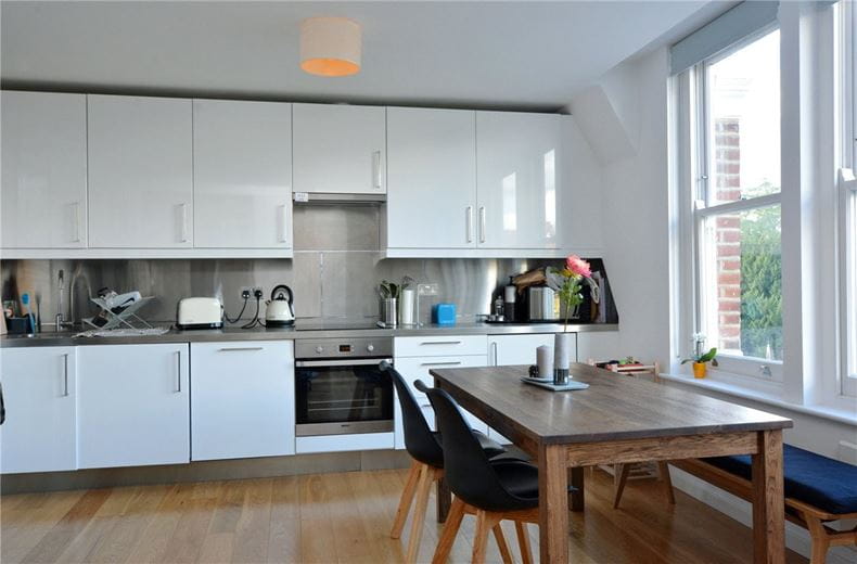 1 bedroom flat, Church Road, London SW13