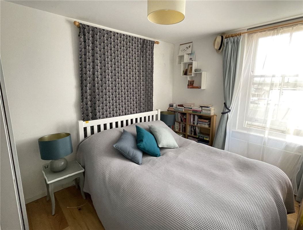 1 bedroom flat, Church Road, London SW13
