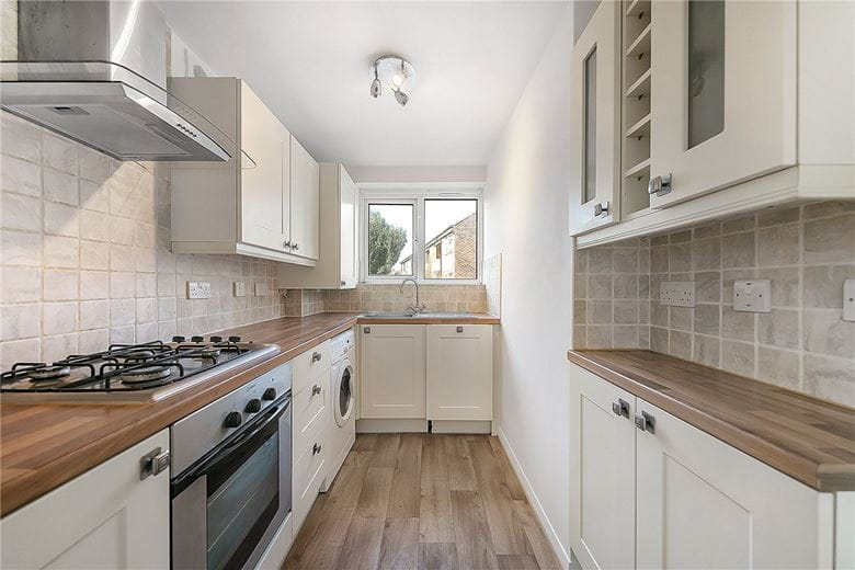 2 bedroom flat, The Hermitage, London SW13
