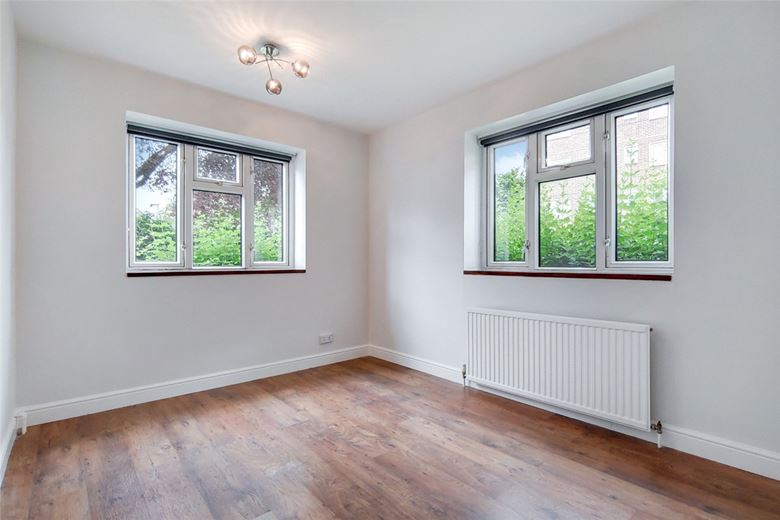 2 bedroom flat, The Willoughbys, London SW14
