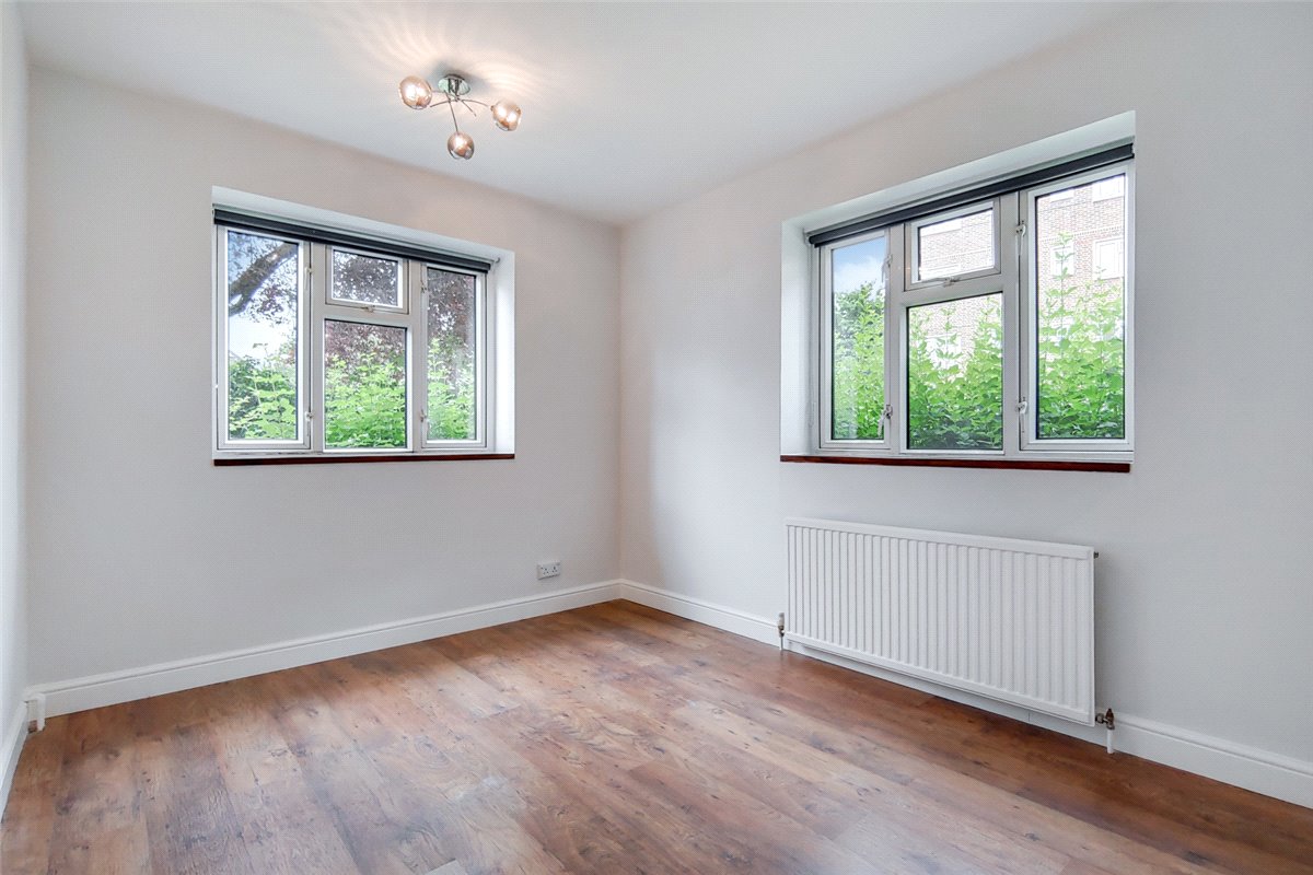 2 bedroom flat, The Willoughbys, London SW14