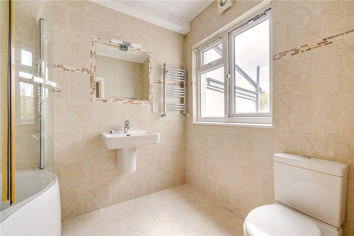 1 bedroom flat, Deodar Road, London SW15 - Let Agreed